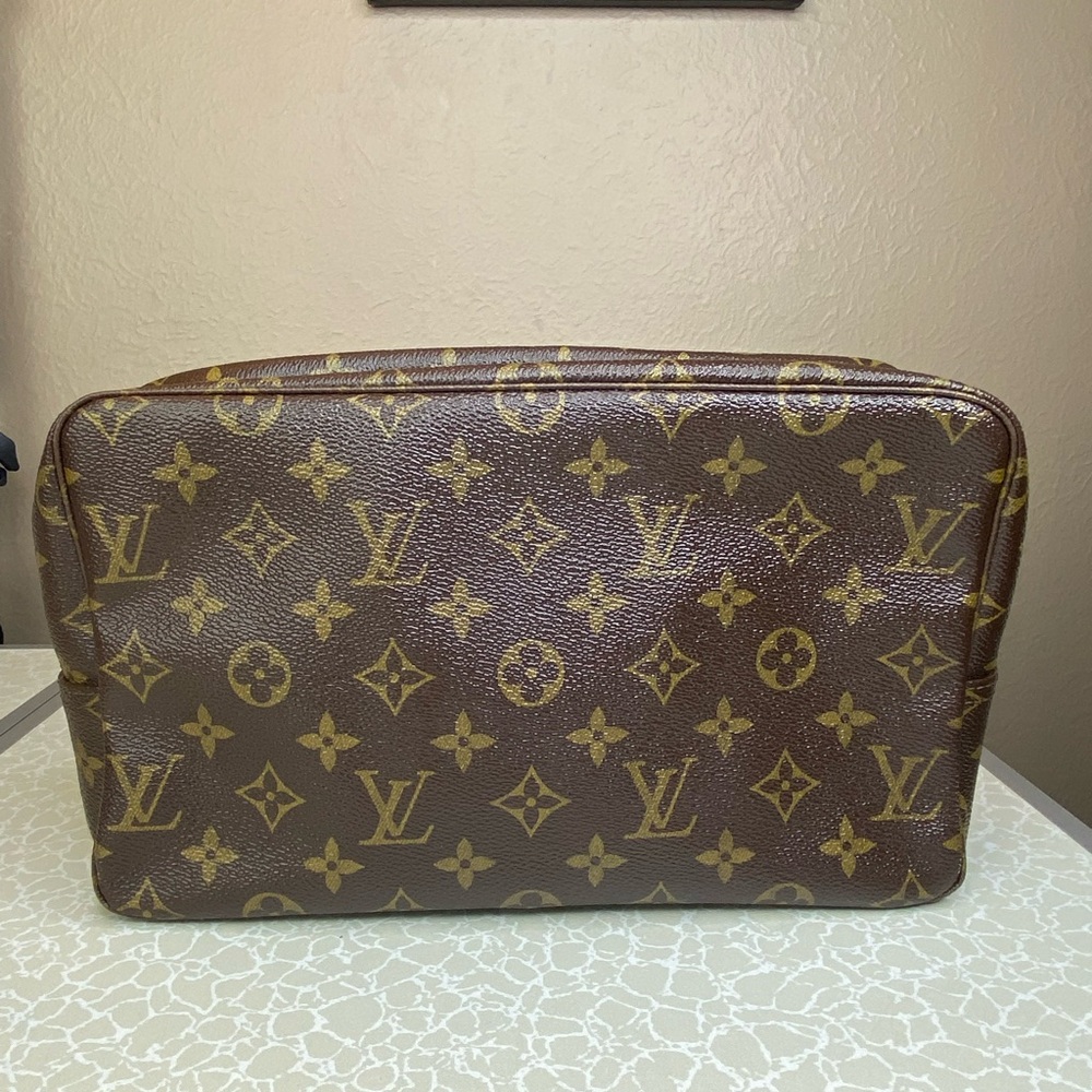 Louis Vuitton Vintage Monogram Trousse 28 - Picture 6 of 12